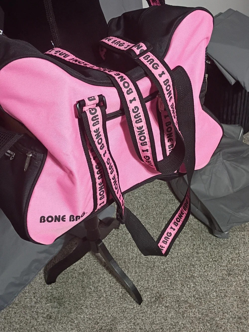 Pet Carrier Pink Bone-Shaped Shoulder Bag with Graphic Strap